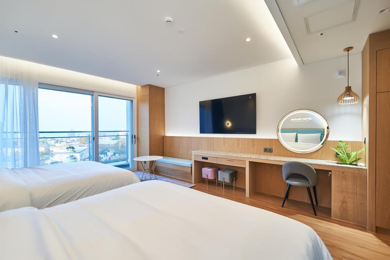 אינצ'ון Jn Park Hotel מראה חיצוני תמונה